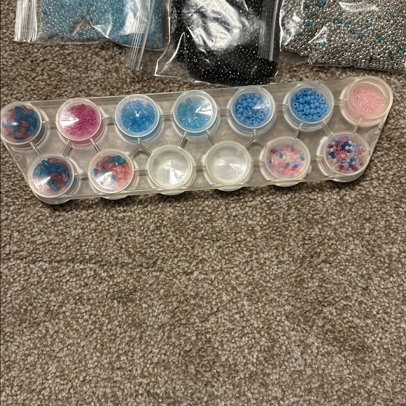 Colorful Bead Collection - Picture 2 of 7